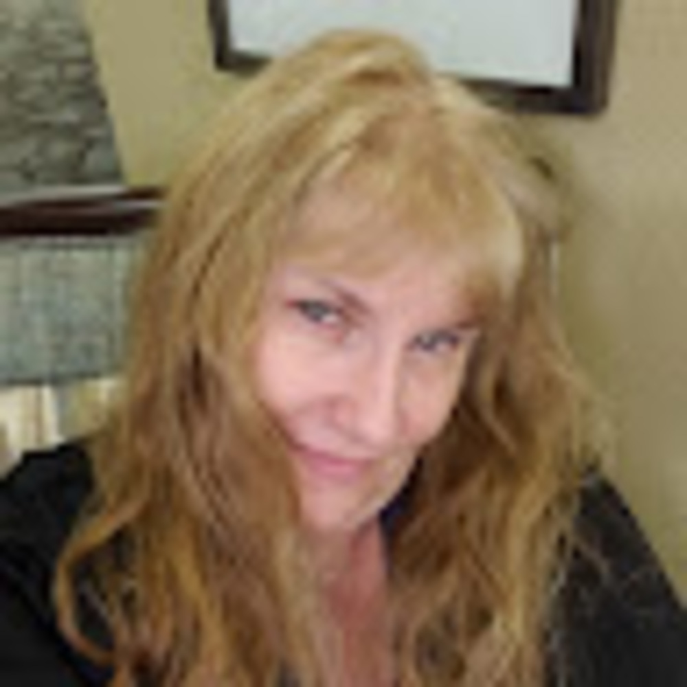 Meet your Posher, Traci